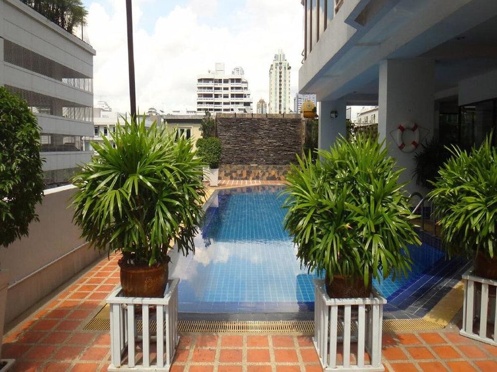 Tai Pan Hotel - Sha Plus Certified Bangkok Exterior foto